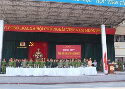 Học viện CSND ra mắt Trung đoàn Cảnh sát dự bị đặc nhiệm